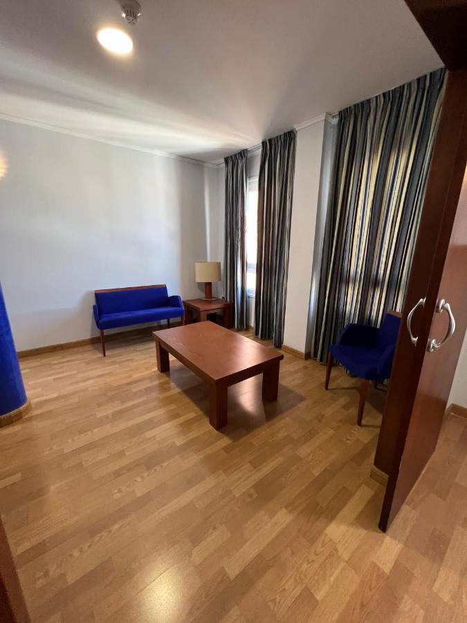Hotel Cervantes Linares (Jaen) Extérieur photo