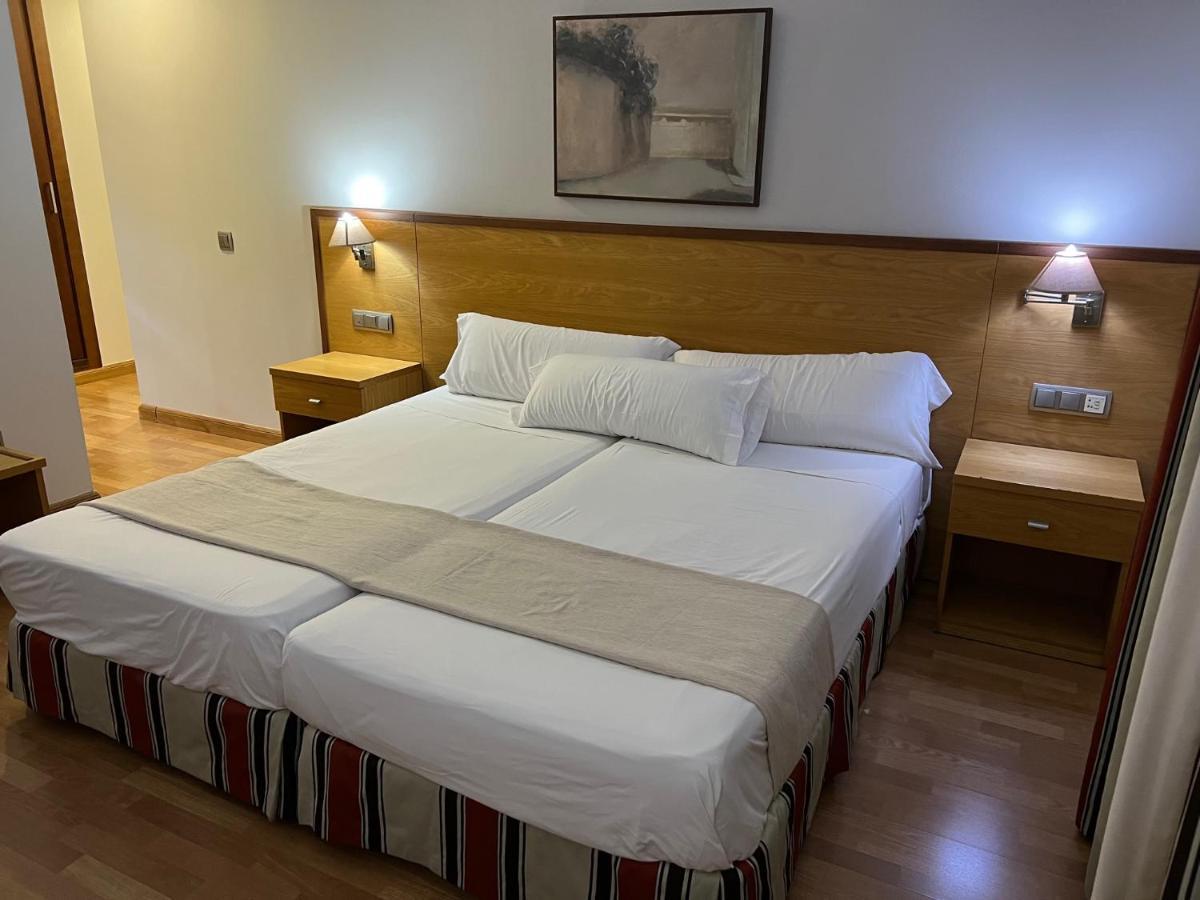 Hotel Cervantes Linares (Jaen) Extérieur photo