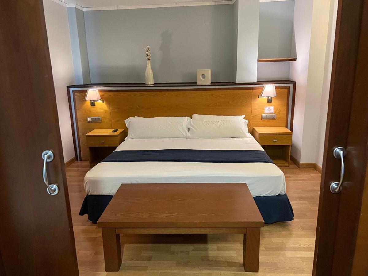 Hotel Cervantes Linares (Jaen) Extérieur photo